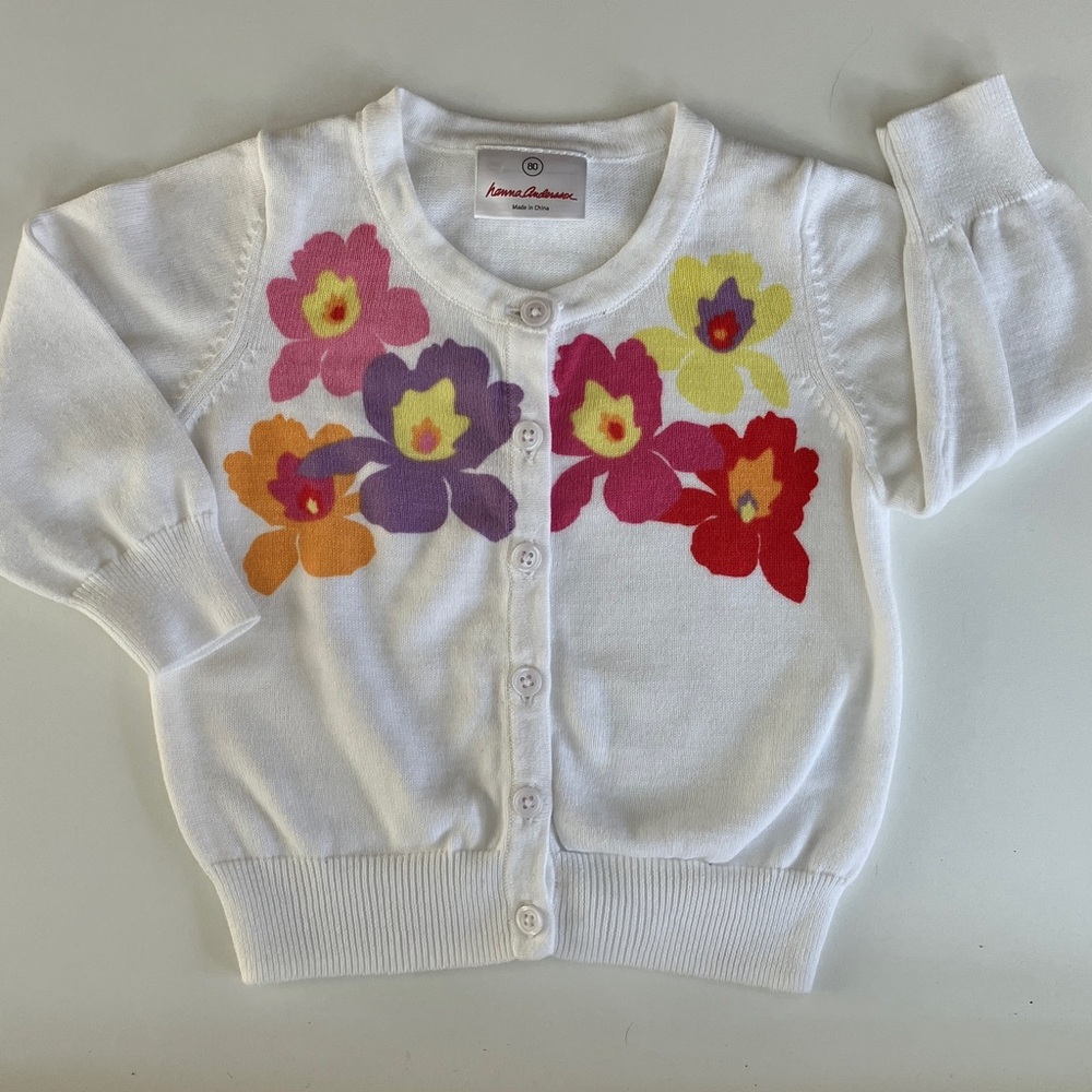 **Hanna Andersson Cardigan (size 80)
